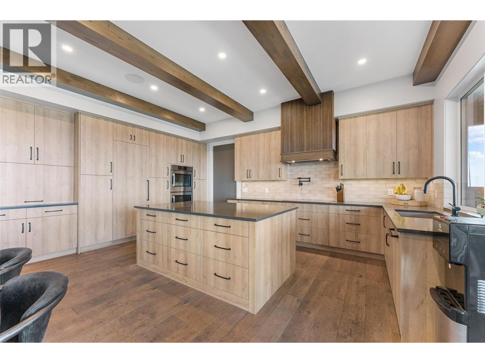5678 Mountainside Court, Kelowna - Image 1