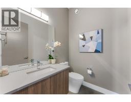 5678 Mountainside Court, Kelowna, BC V1W5L5 Photo 37