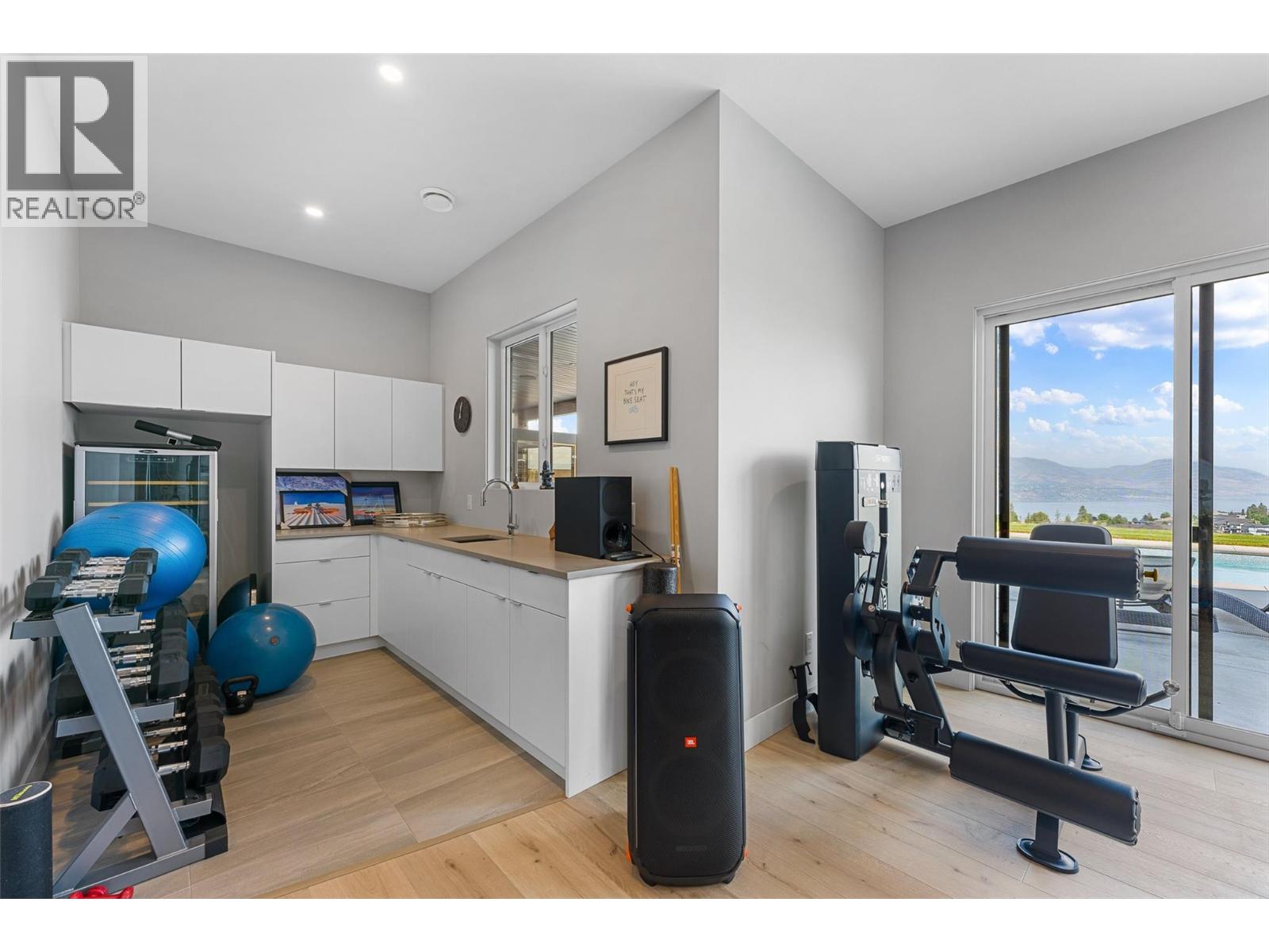 5678 Mountainside Court, Kelowna - Image 1