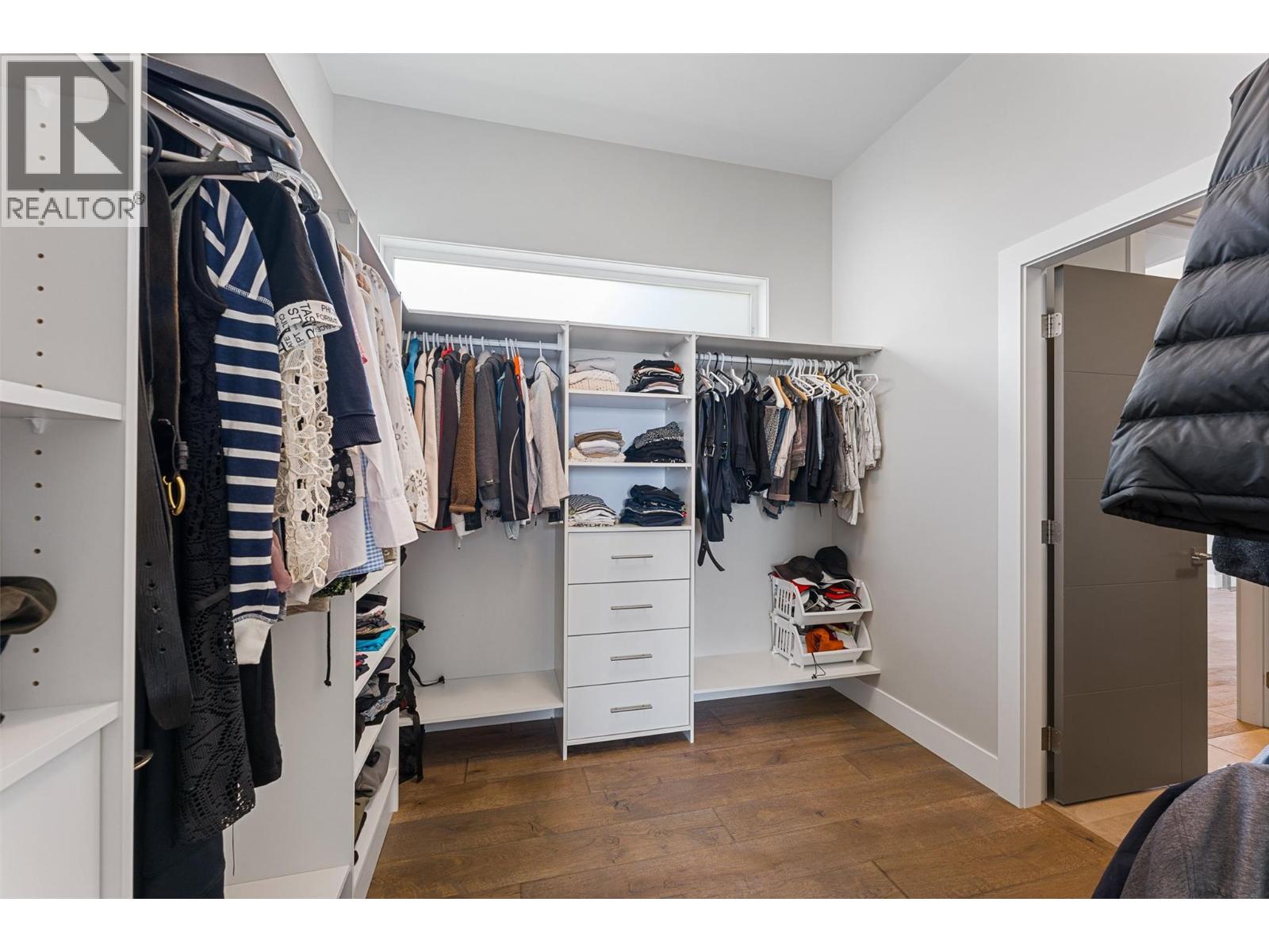 5678 Mountainside Court, Kelowna - Image 1