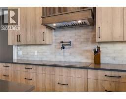 5pc Ensuite bath - 5678 Mountainside Court, Kelowna, BC V1W5L5 Photo 20