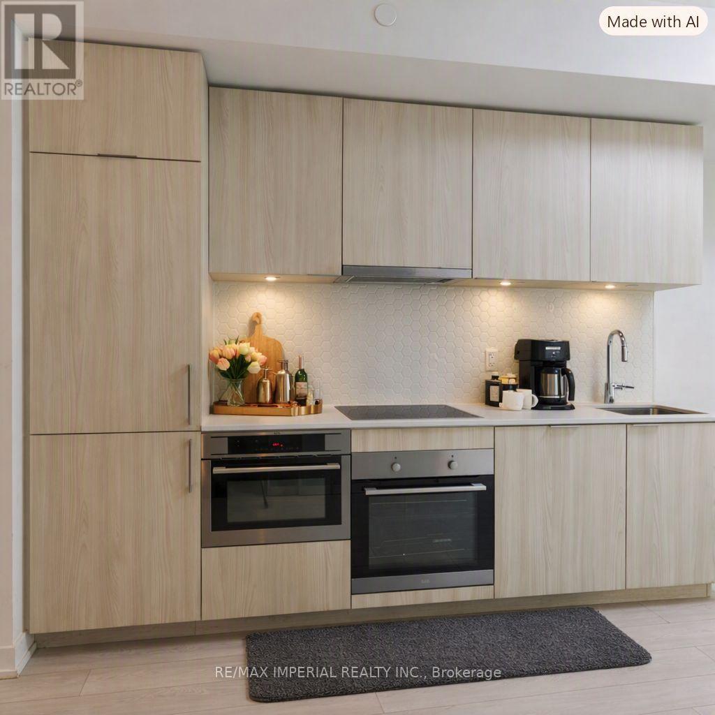 #205 15 QUEENS QUAY E - 4