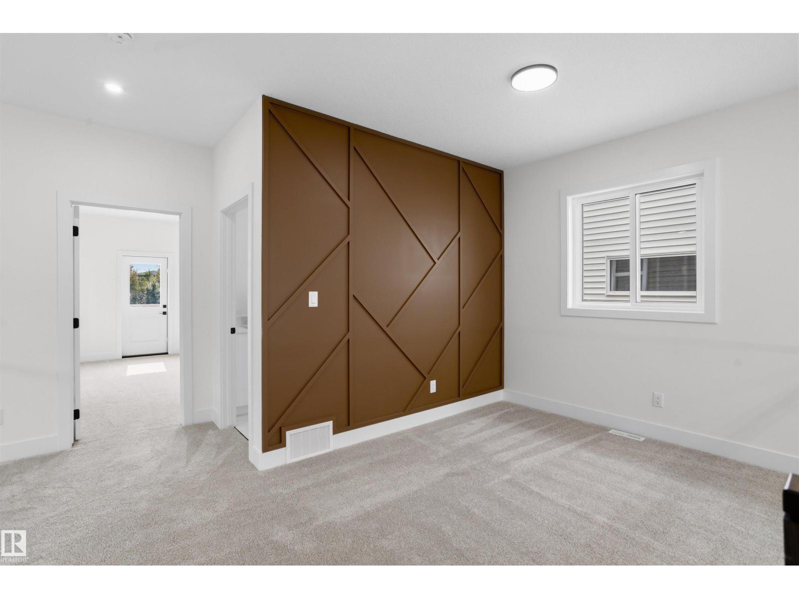3211 5 AV SW - 28