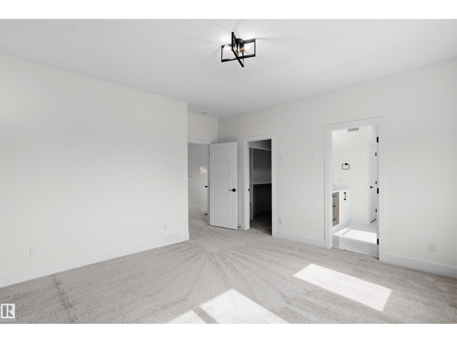 3211 5 AV SW - 31