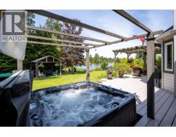9310 Martin Park Dr, Black Creek, BC V9J1C4 Photo 19