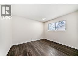Laundry room - 404 Acacia Drive Se, Airdrie, AB T4B1G1 Photo 9