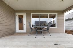 338 Giesbrecht Street, Steinbach, MB R5G0W7 Photo 30