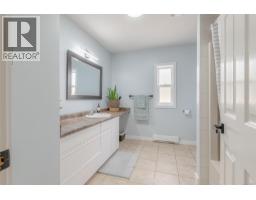 5335 Ian Ave, Port Alberni, BC V9Y6V9 Photo 32