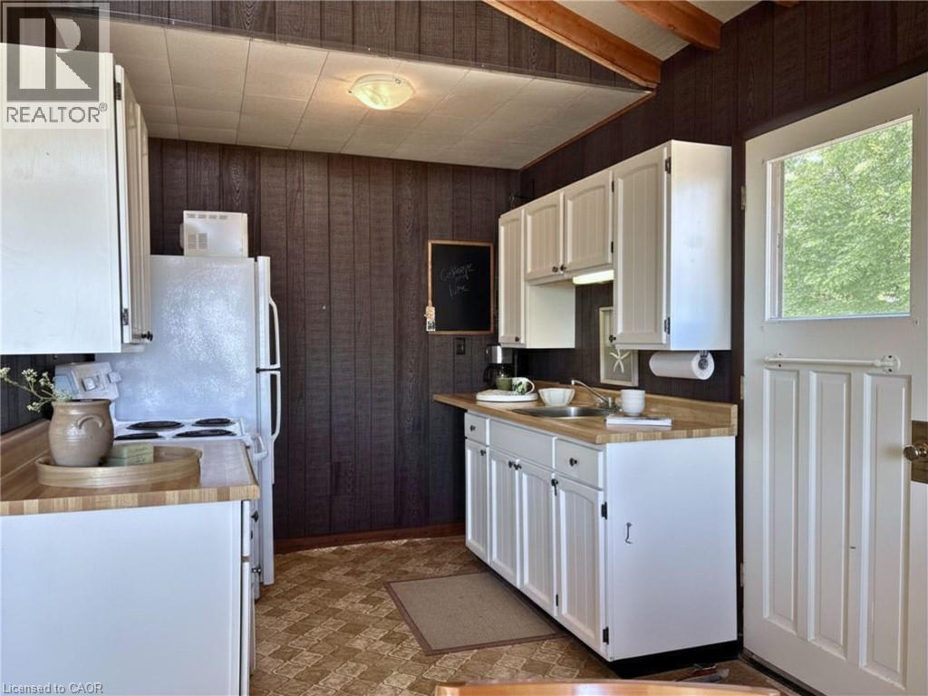 64 20TH Street S - Image 11