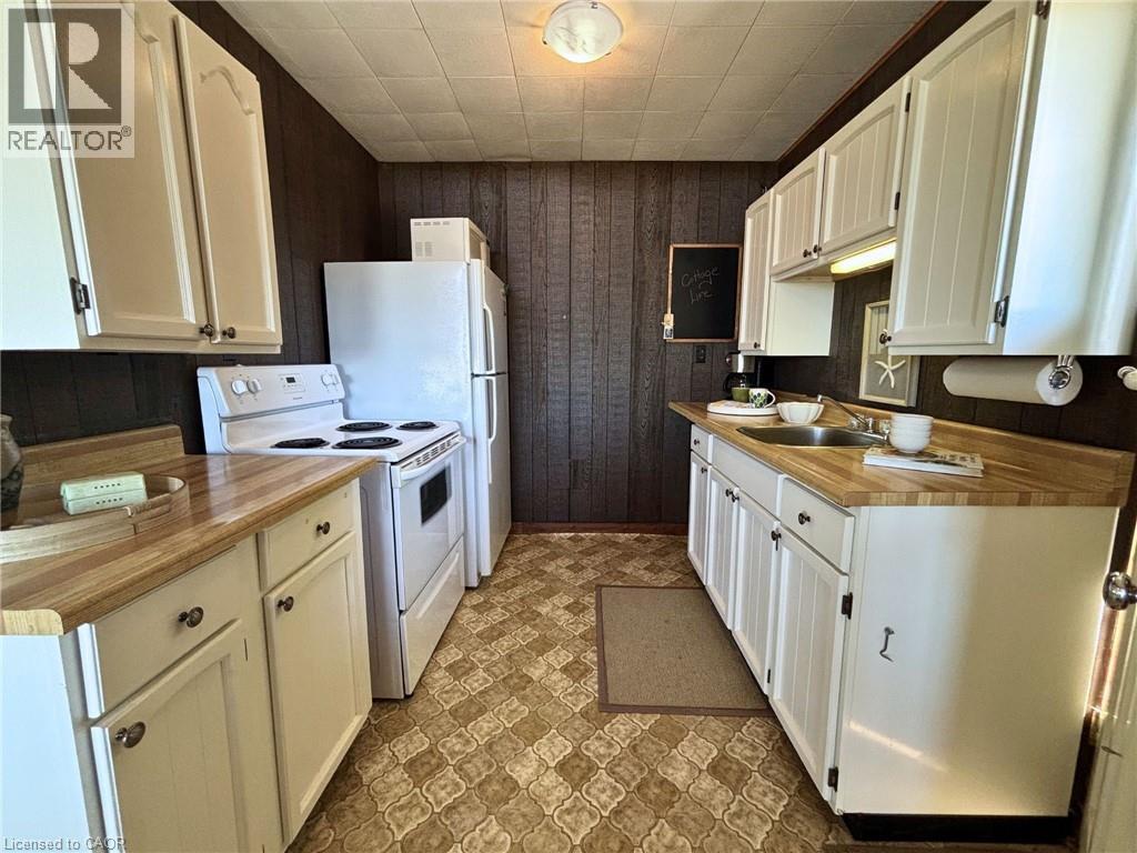 64 20TH Street S - Image 14