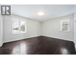 5386 Mandaumin Road, Plympton Wyoming, ON N7T7H3 Photo 17