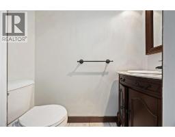 5386 Mandaumin Road, Plympton Wyoming, ON N7T7H3 Photo 28