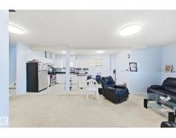 3015 37 St Nw, Edmonton, AB T6L5R1 Photo 46