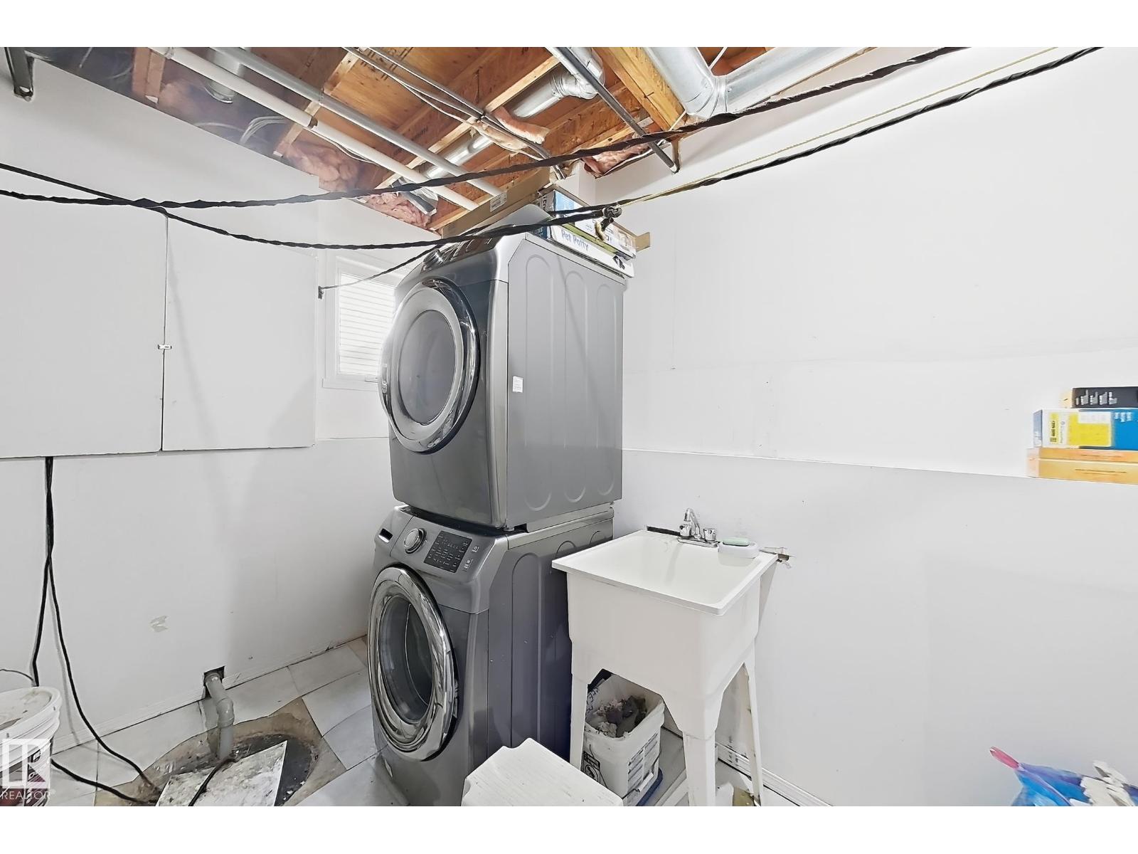 3015 37 ST NW - 32