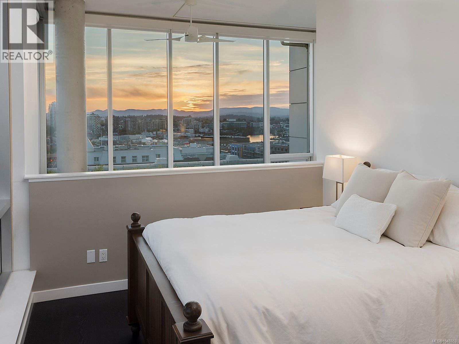 500 770 Fisgard Street, Victoria