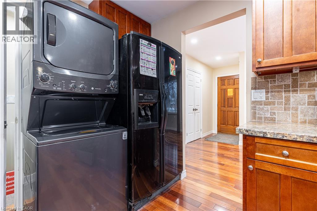 598 MAPLEDALE Avenue Unit# UPPER, London — photo 9