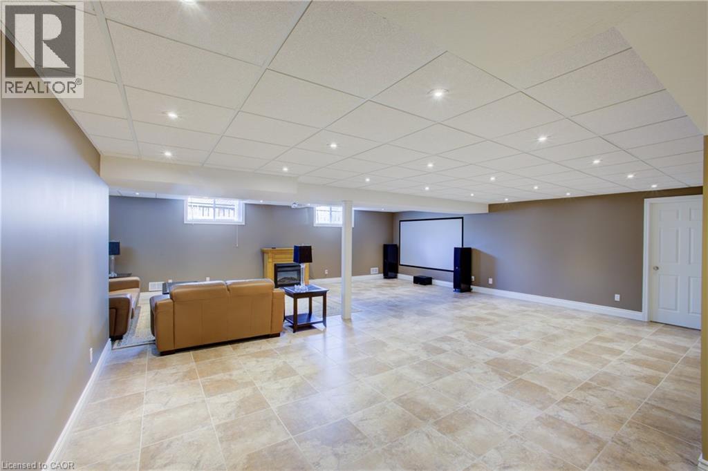 457 CARYNDALE Drive - 29