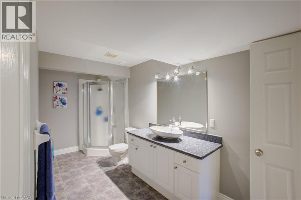 457 CARYNDALE Drive - Image 31