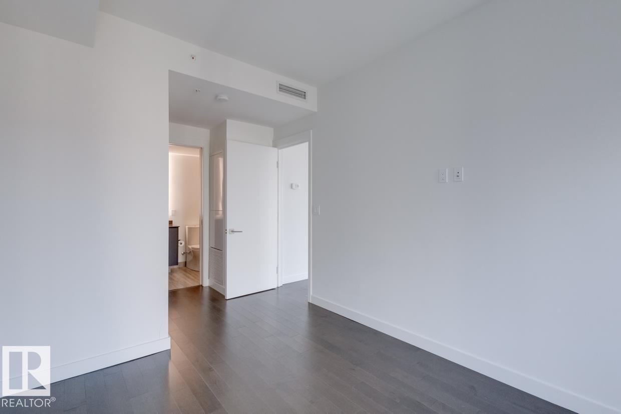 #2703 10360 102 ST NW - 16