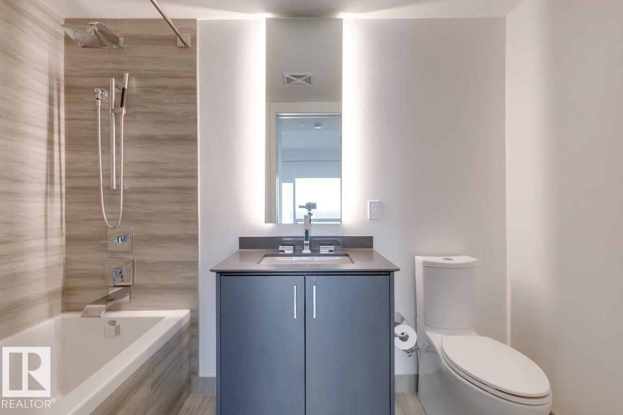 #2703 10360 102 ST NW - 17