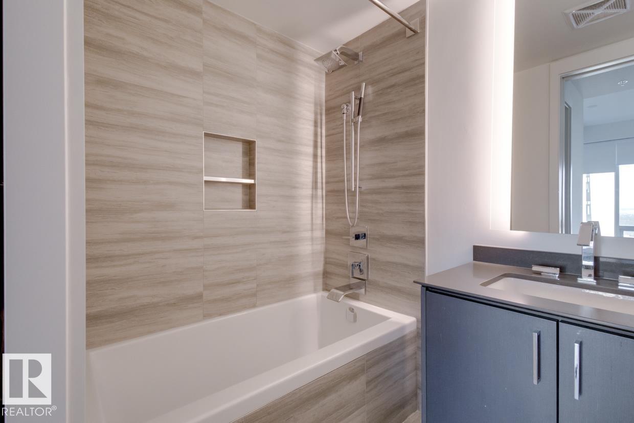 #2703 10360 102 ST NW - 18