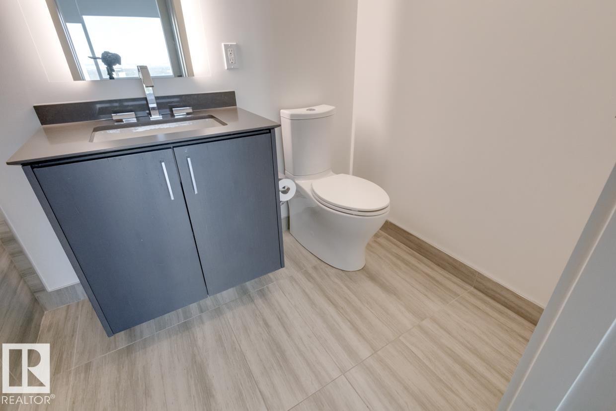 #2703 10360 102 ST NW - 19