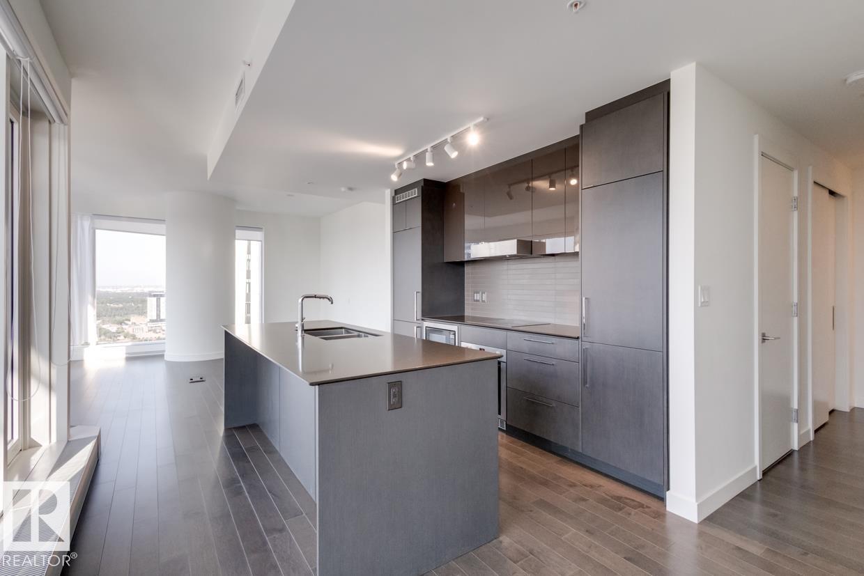 #2703 10360 102 ST NW - 5