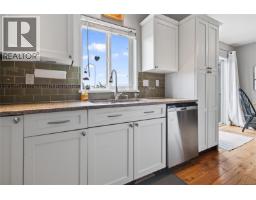 1059 Thorpe Ave, Courtenay, BC V9N7K7 Photo 18