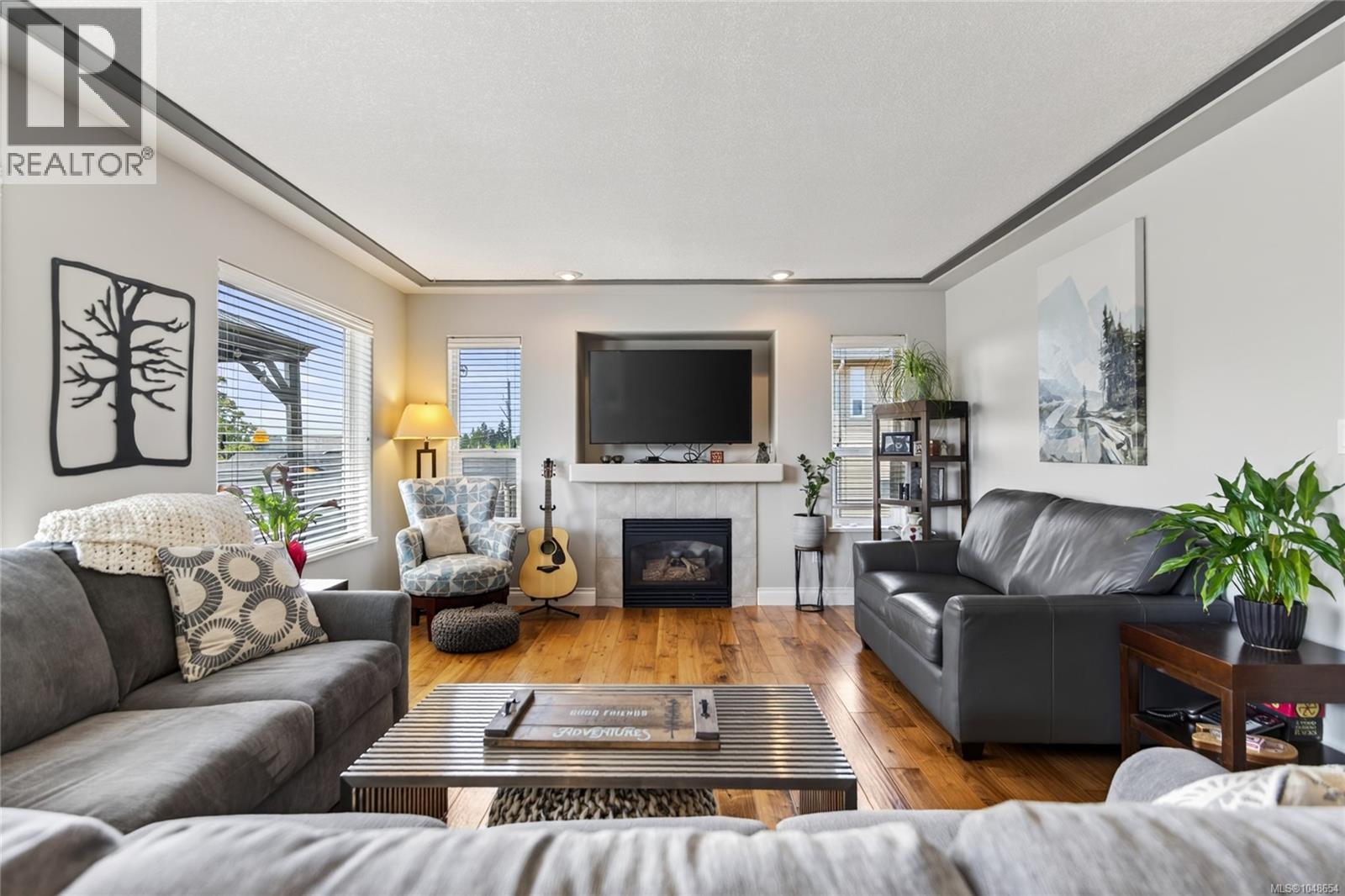1059 Thorpe Ave - Image 10