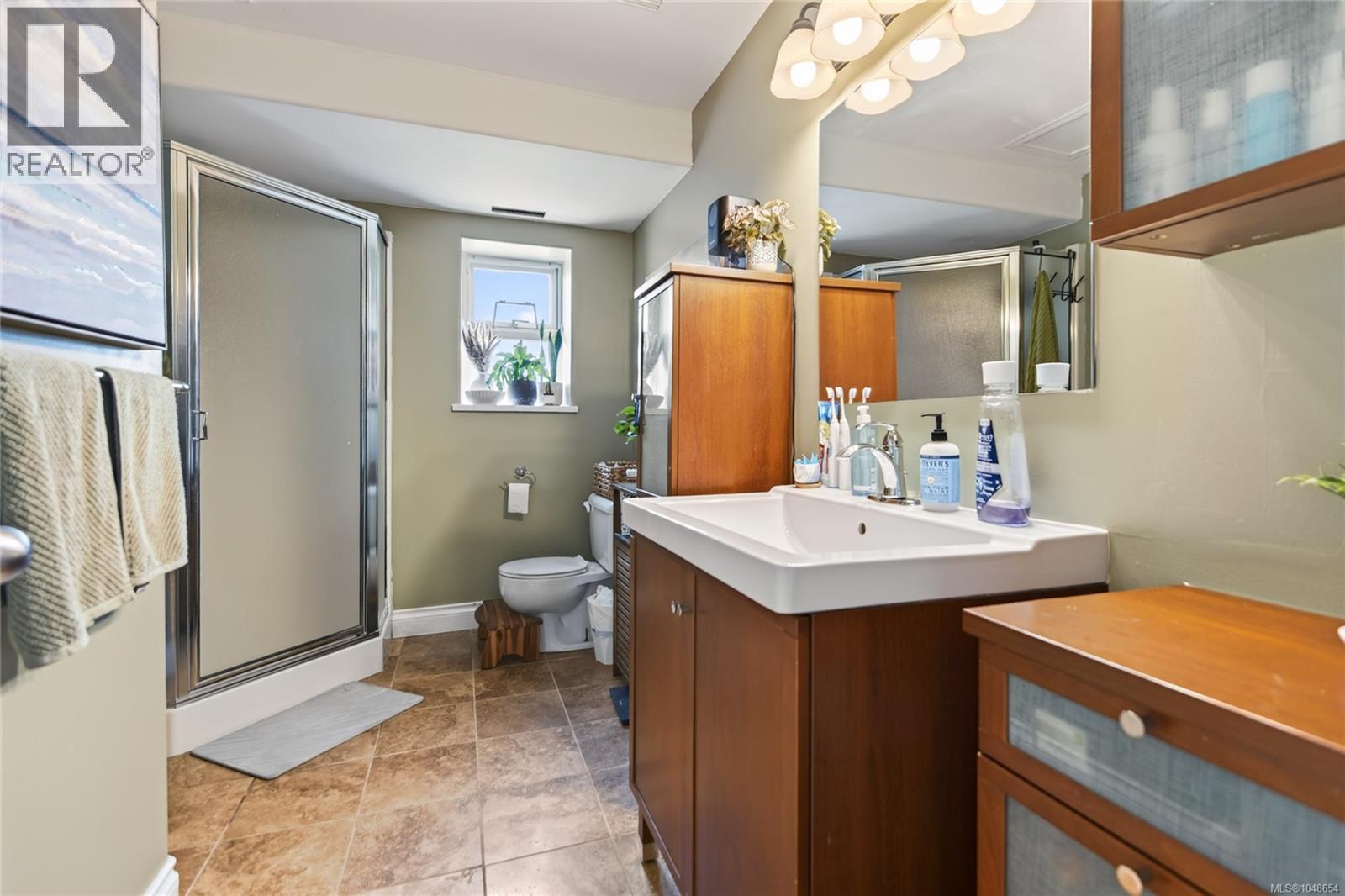 1059 Thorpe Ave - Image 43