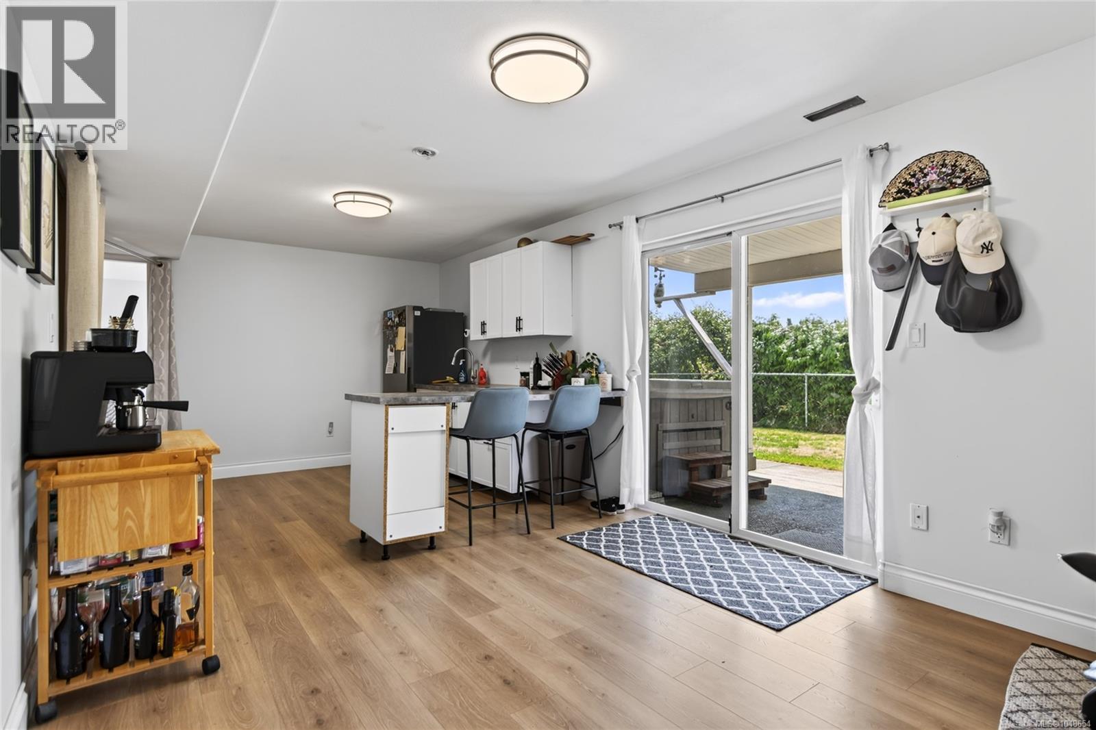 1059 Thorpe Ave - 38