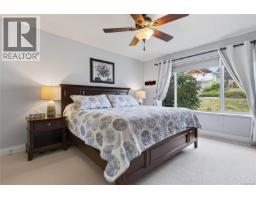 1059 Thorpe Ave, Courtenay, BC V9N7K7 Photo 20