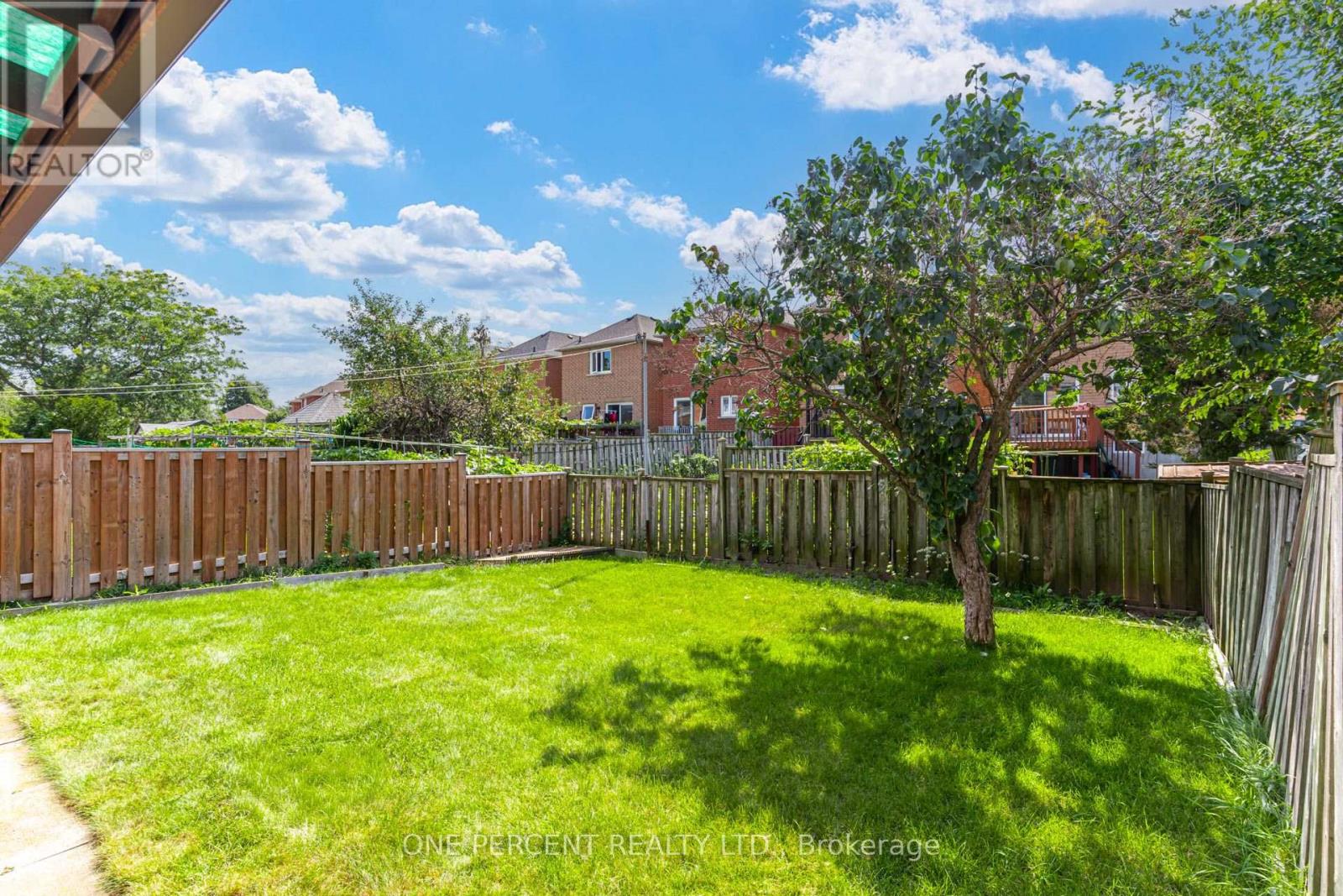 47 HENDON ROAD - 48