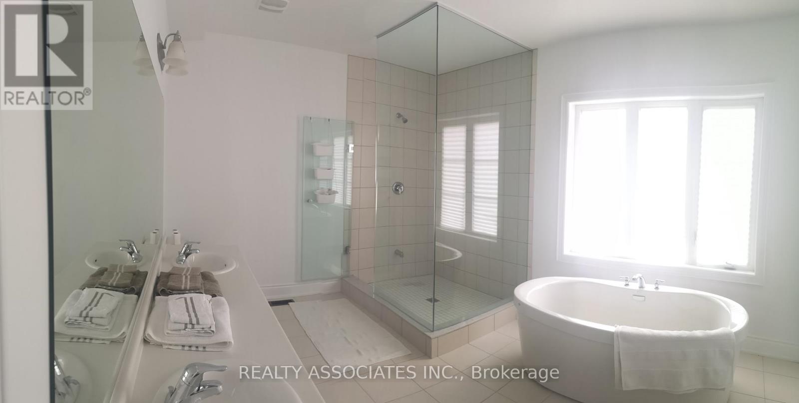 241 STORMONT TRAIL - 12