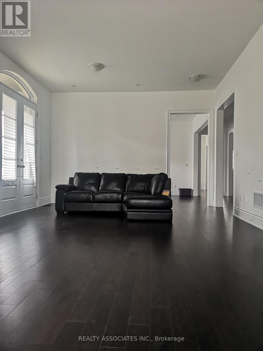241 STORMONT TRAIL - 6