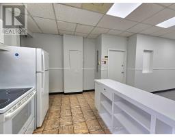2 - 516 Yonge Street, Toronto, ON M4Y1X9 Photo 8