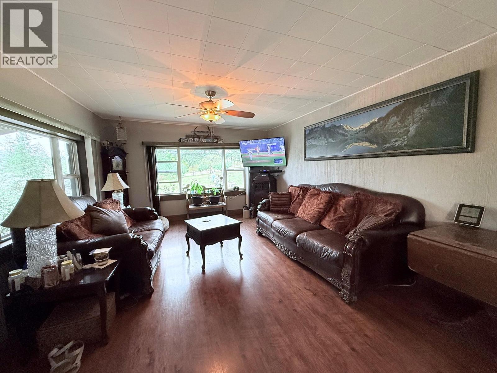 3320 Birch Island Lost Creek Road - Image 12