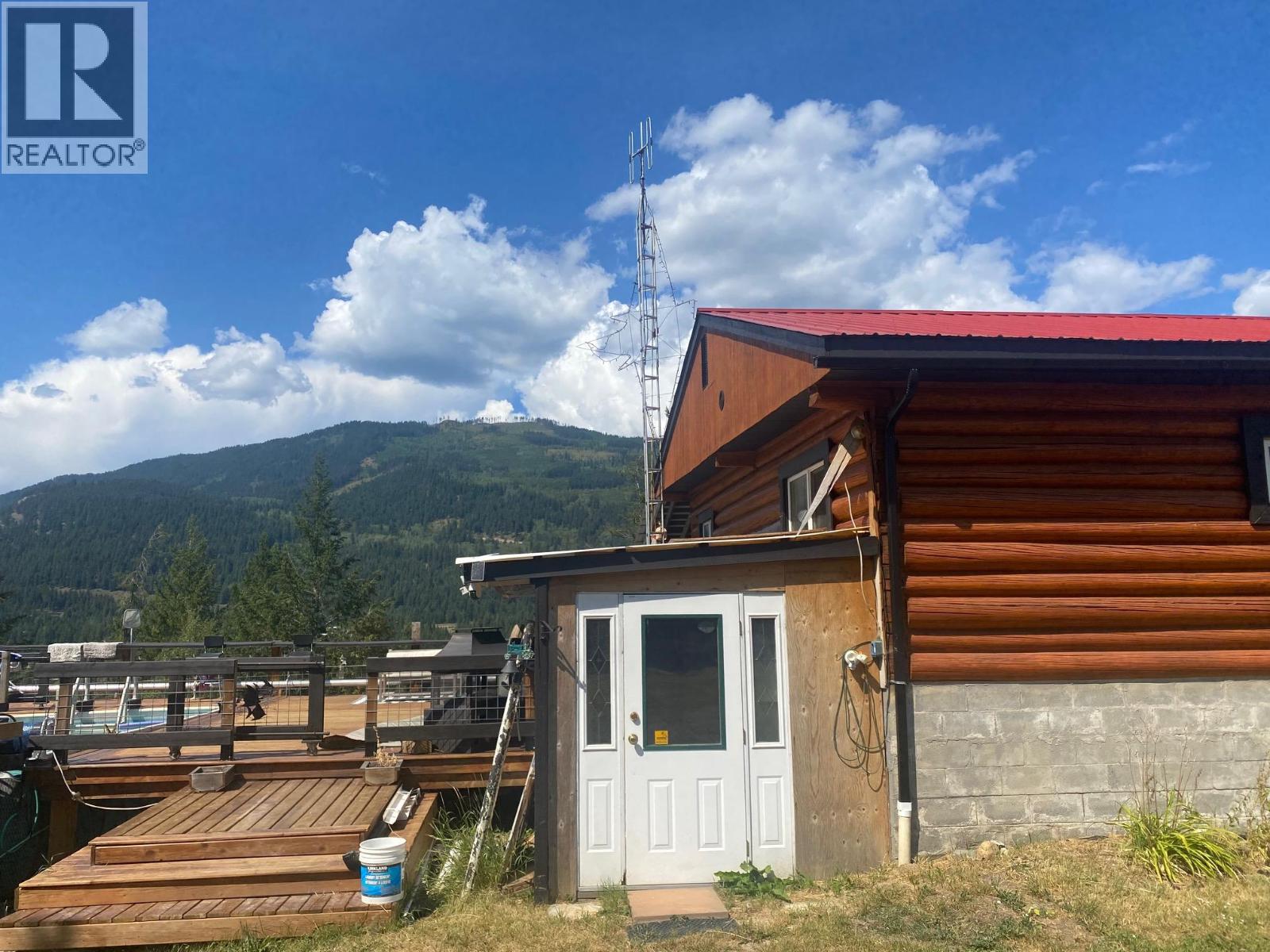 3320 Birch Island Lost Creek Road - 5