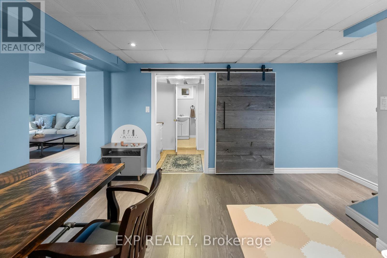 14 MCDONALD AVENUE - Image 29