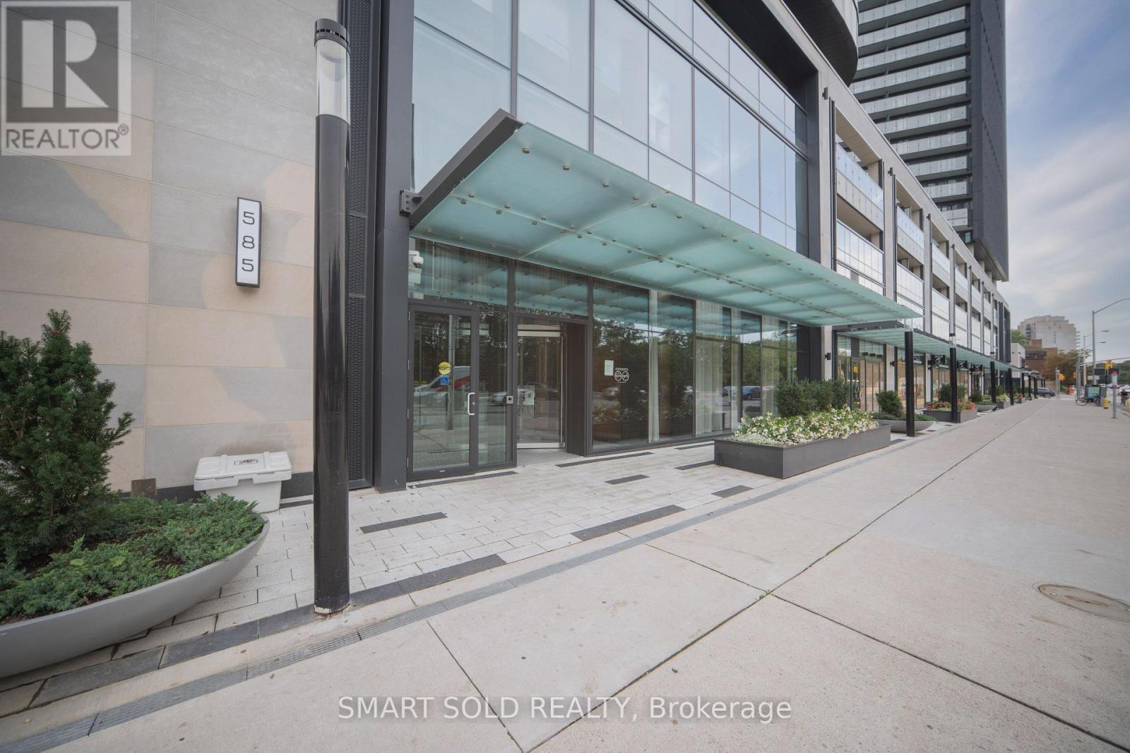 #2017 585 BLOOR STREET E - 26