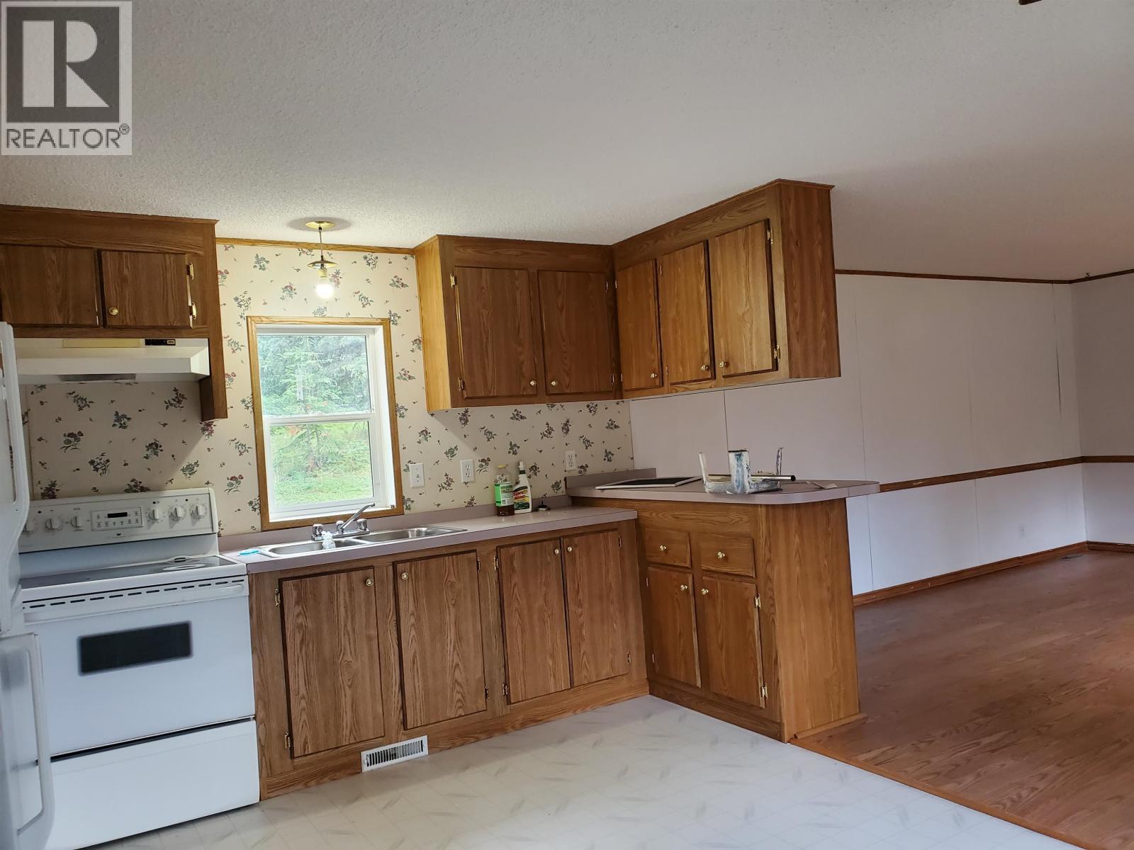 2630 ROBERTA ROAD - Image 9
