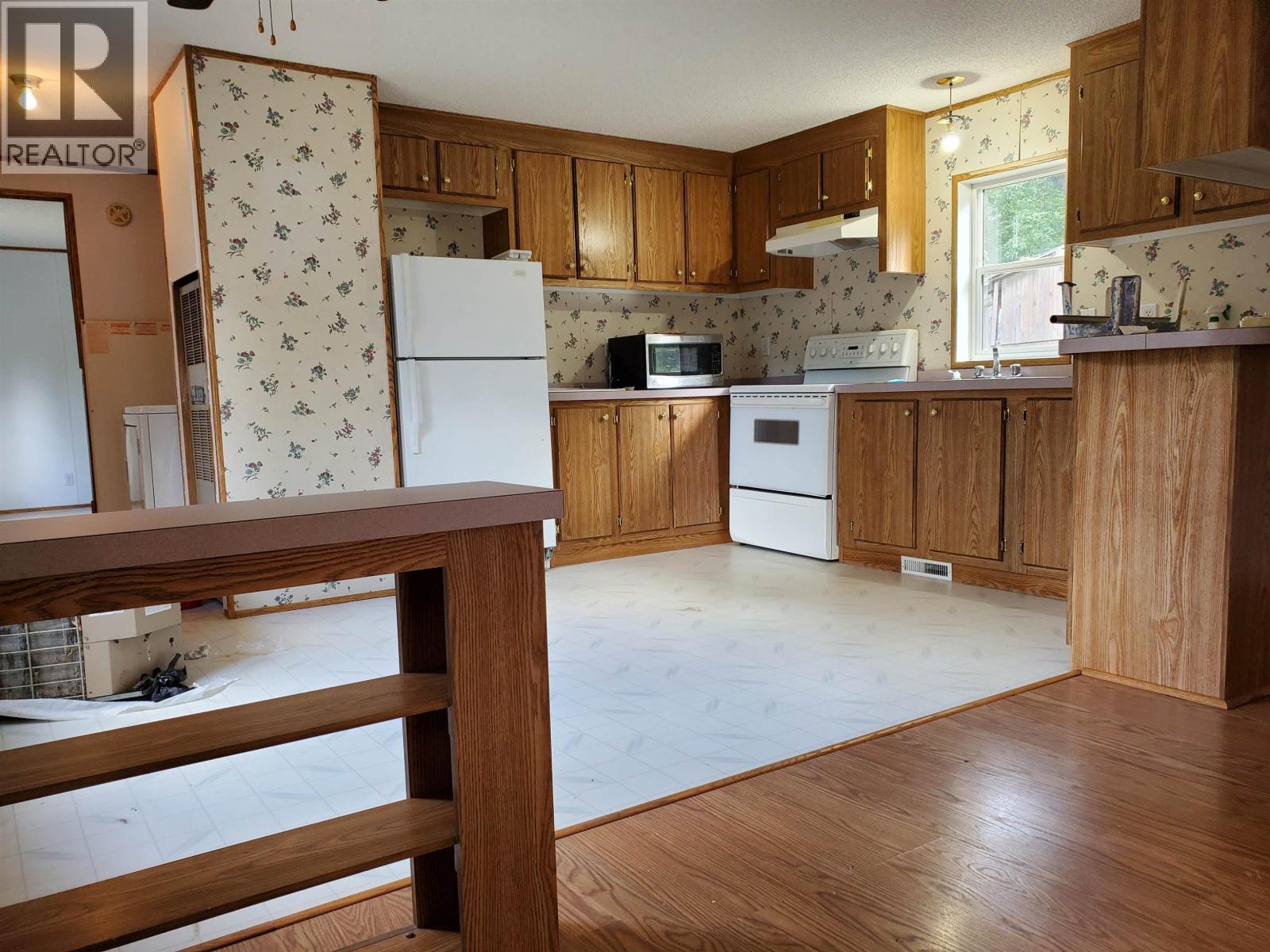 2630 ROBERTA ROAD - Image 8