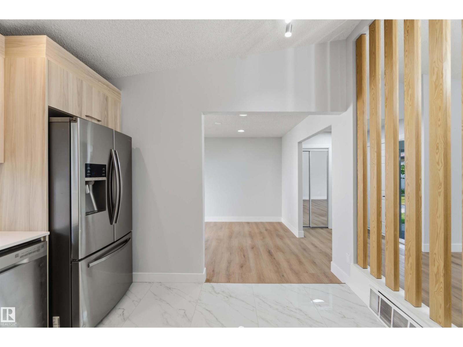 43 VENTNOR PL - 8
