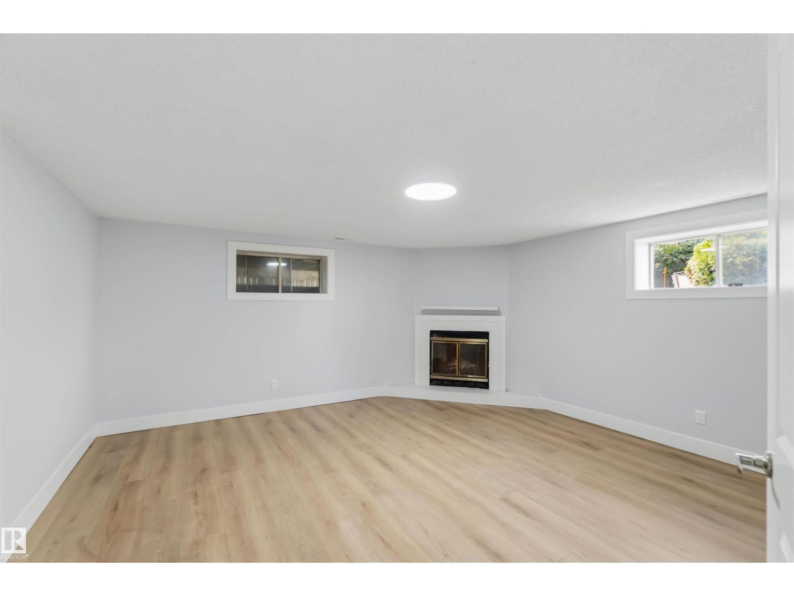 43 VENTNOR PL - 24