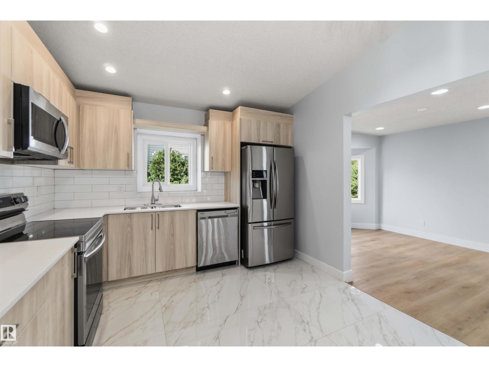 43 VENTNOR PL - 11