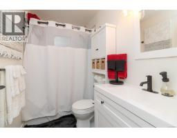 540 Langford St, Victoria, BC V9A3C6 Photo 18