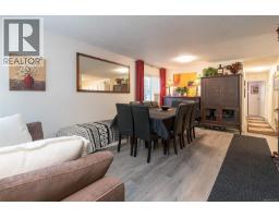 Entrance - 540 Langford St, Victoria, BC V9A3C6 Photo 9