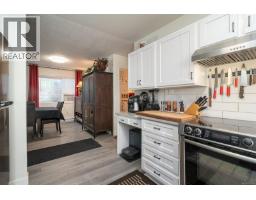 540 Langford St, Victoria, BC V9A3C6 Photo 15