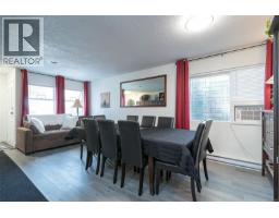 Living room - 540 Langford St, Victoria, BC V9A3C6 Photo 8