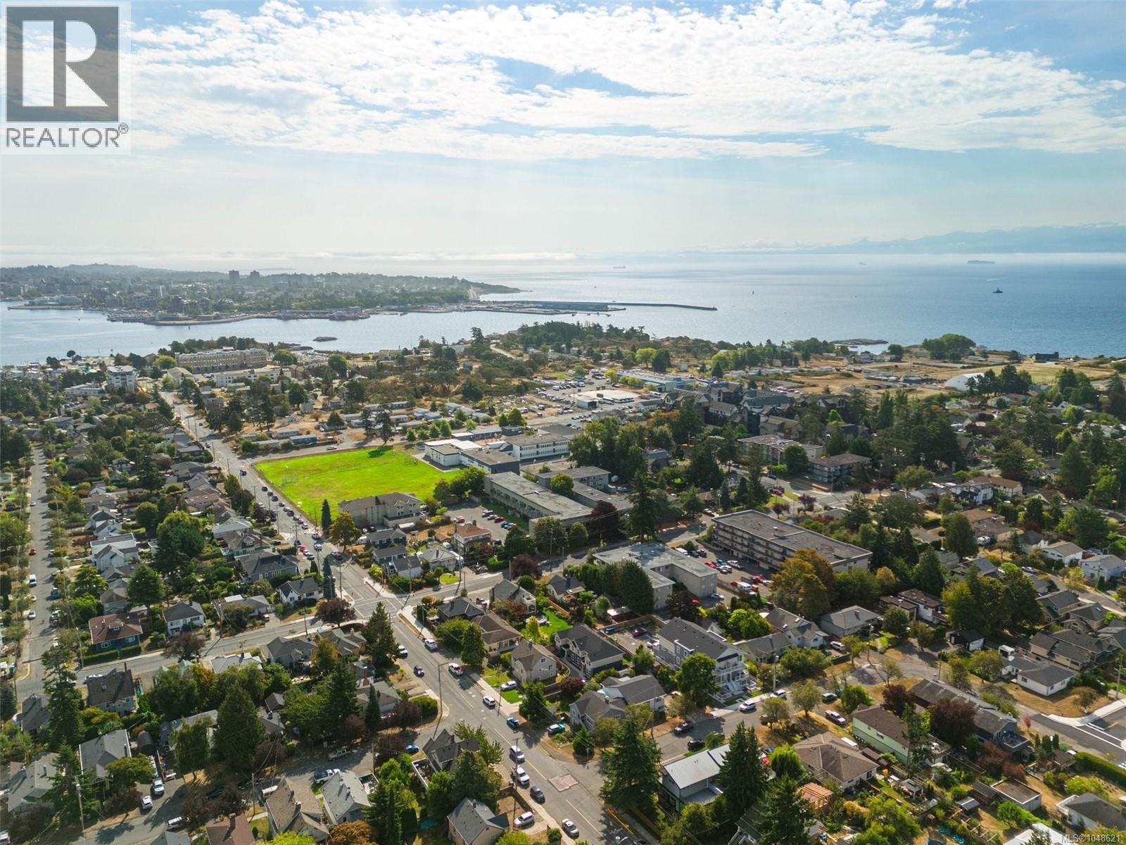  1113 Lyall Street, Esquimalt